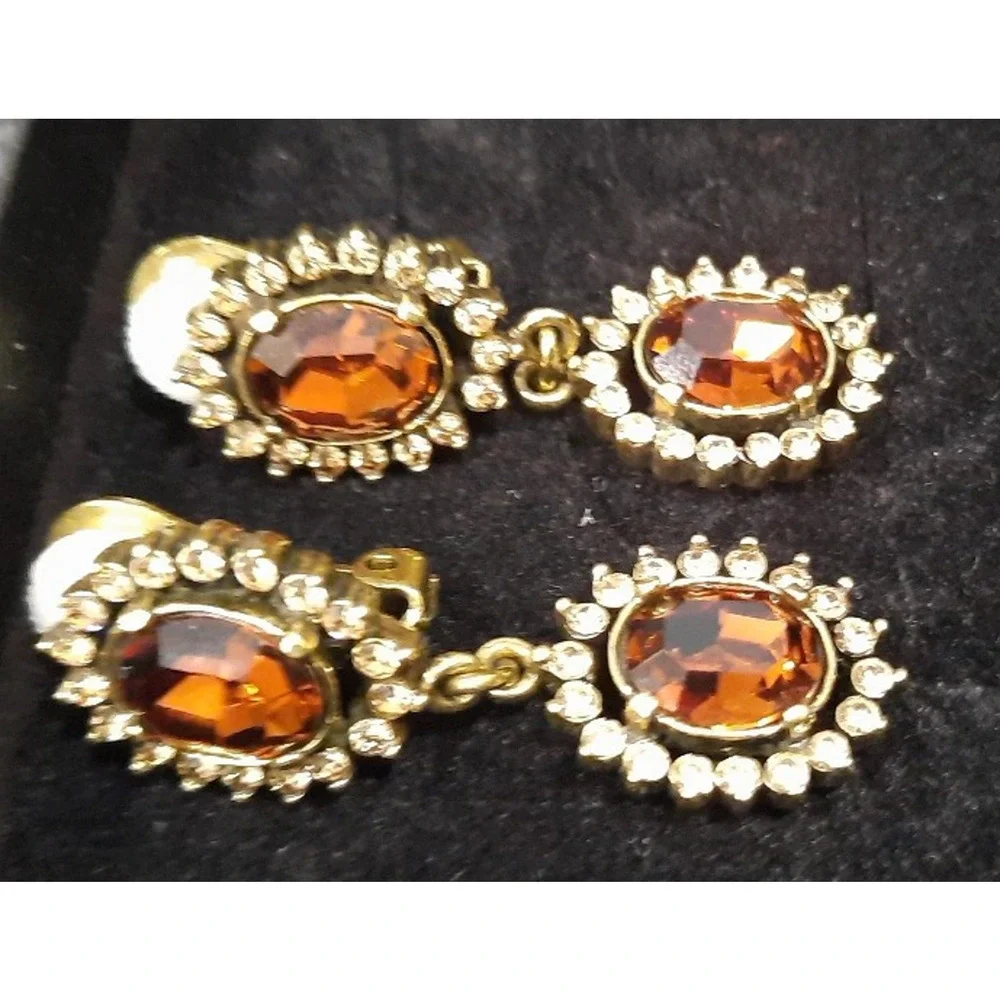 VTG HEIDI DAUS Champagne Color Swarovski Crystal Dangle Drop Clip Earrings - Picture 4 of 8